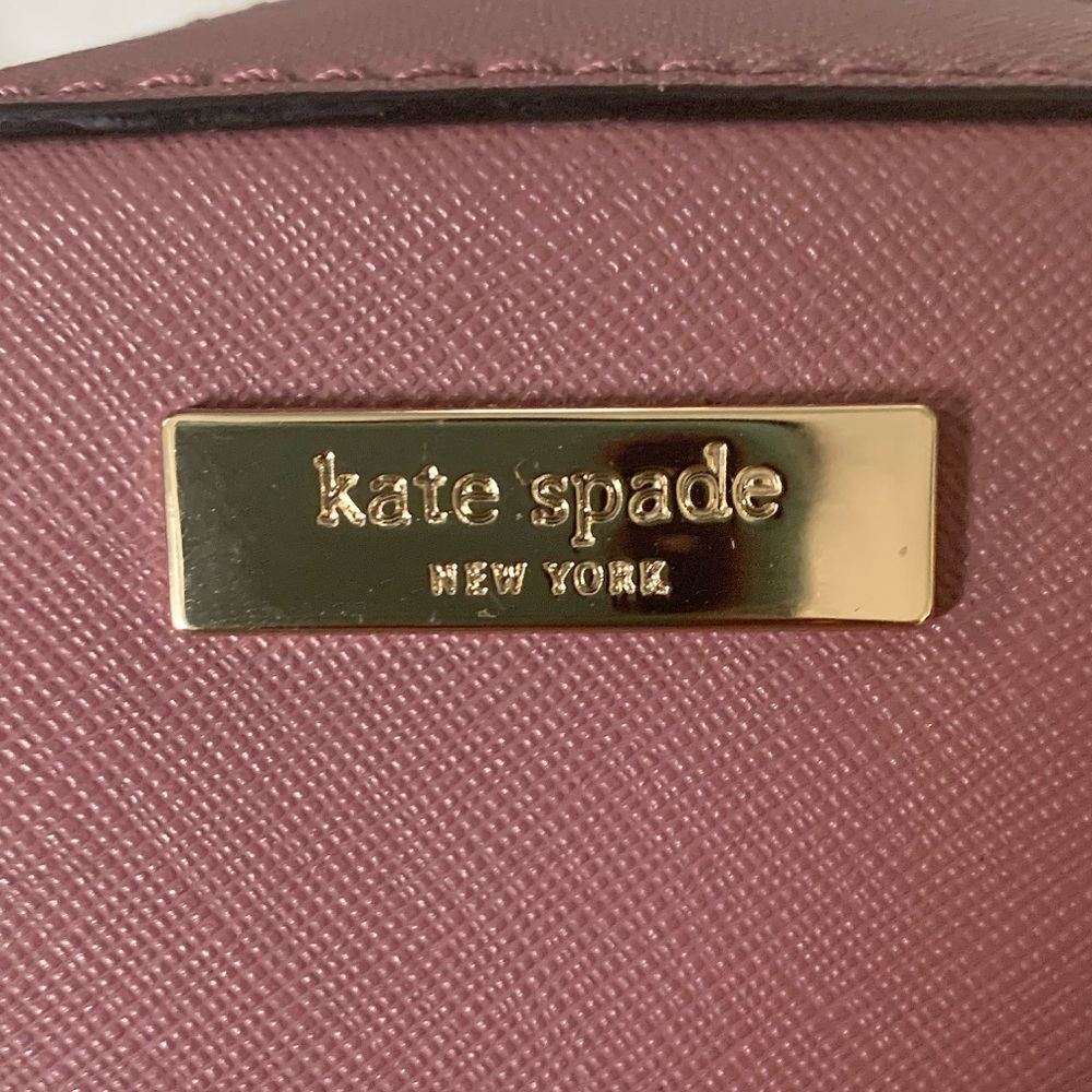 ❌SOLD❌ Like New ♠️ Kate Spade ♠️ Crossbody - Picture 9 of 16